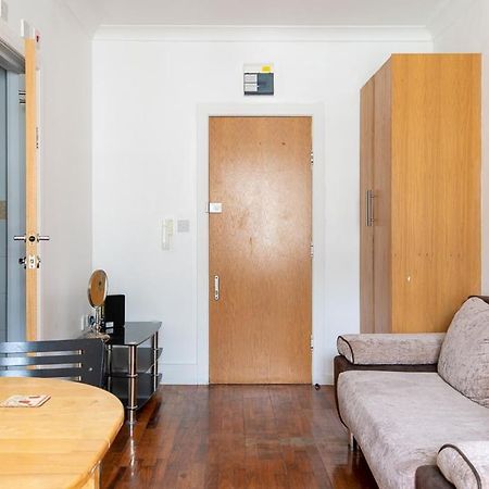 London Central Studio المظهر الخارجي الصورة